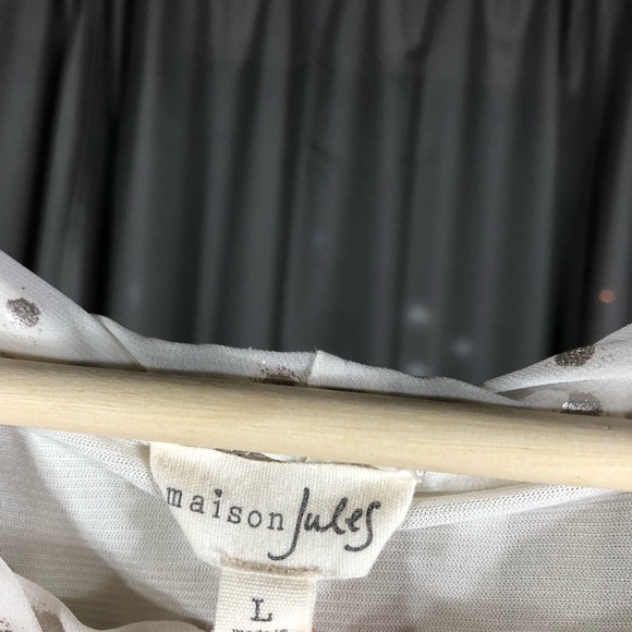 Maison Jules White Silver Dot Flowy Dress - Picture 4 of 5